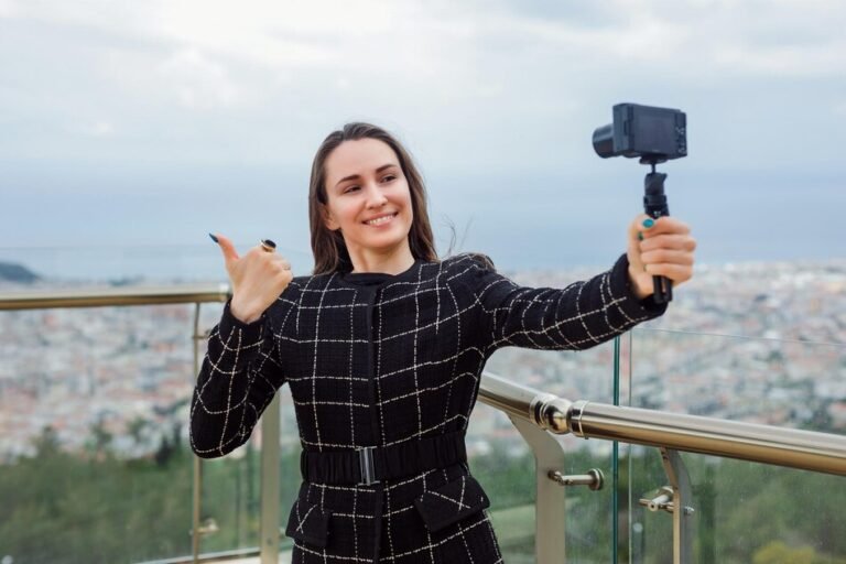 A Beginner Guide To Travel Vlogging Tips